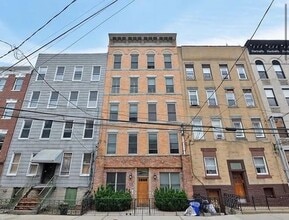 Building Photo - 412 Monroe St