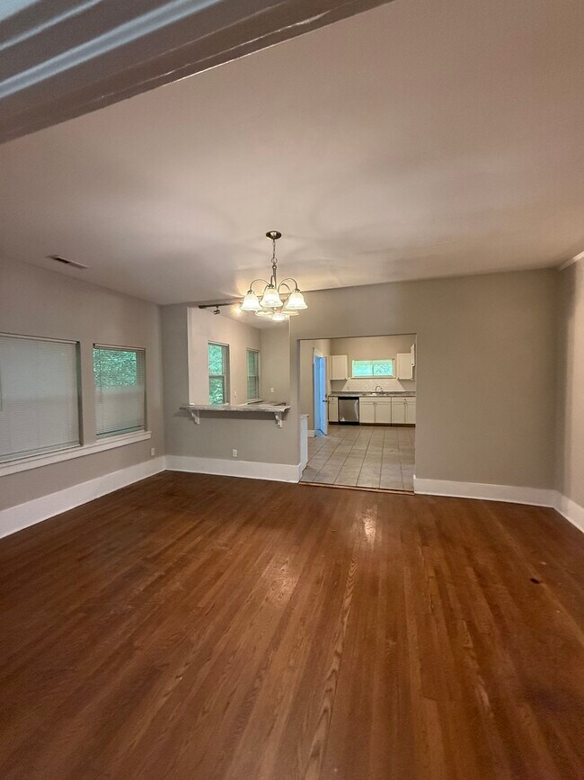 Foto del edificio - 1708 Steiner Ave SW