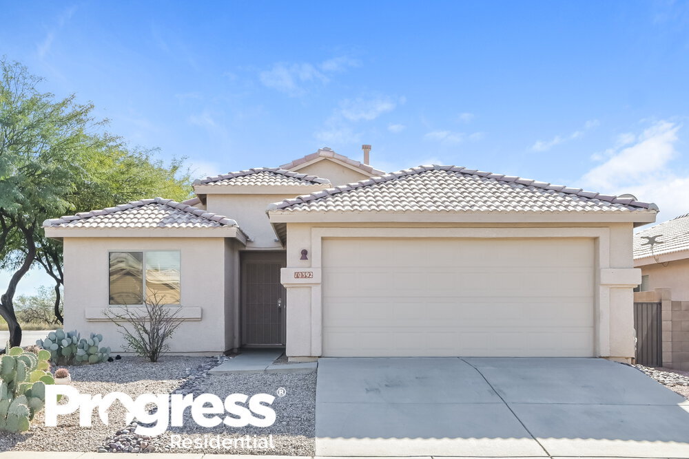 Foto principal - 10392 E Rose Hill St