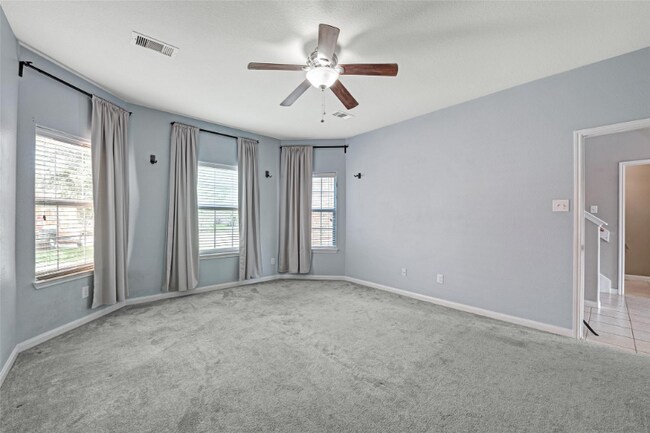Building Photo - 10251846 A