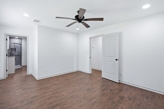 Building Photo - 32242 Sky Lakes Dr