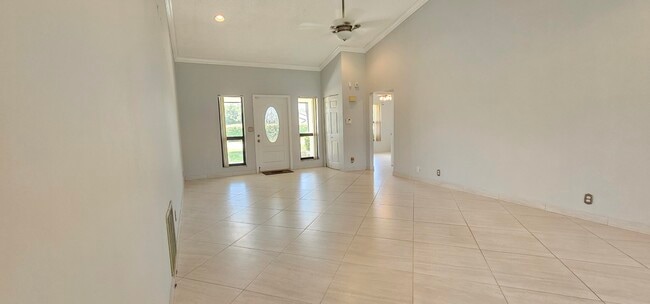 Building Photo - 3298 Shadow Wood Dr