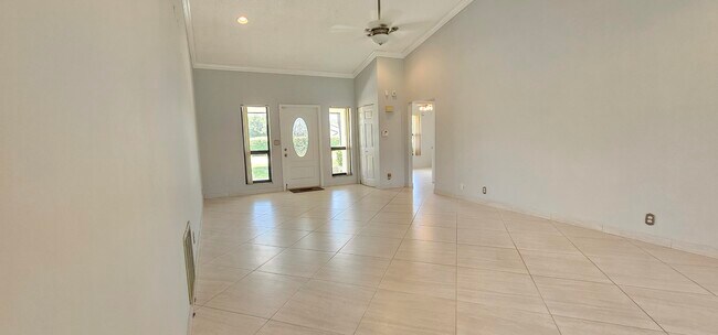 Foto del edificio - 3298 Shadow Wood Dr
