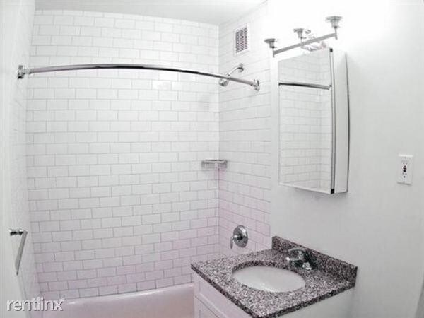 Building Photo - 1 bedroom in New York NY 10009