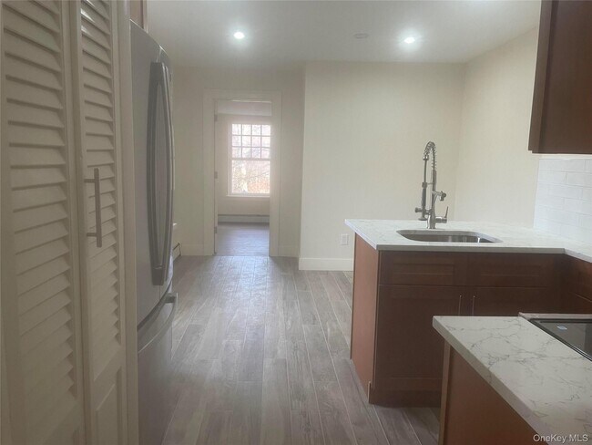 Foto del edificio - 1748 US-6