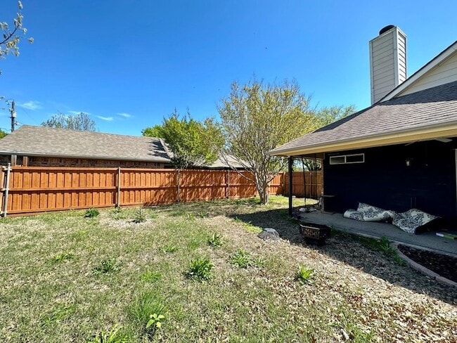 Building Photo - 7217 Montego Dr
