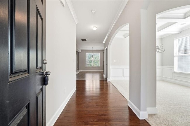 Foto del edificio - 1680 Sugar Ridge Dr