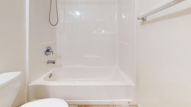 Foto del edificio - 5704 Dorothy Dr