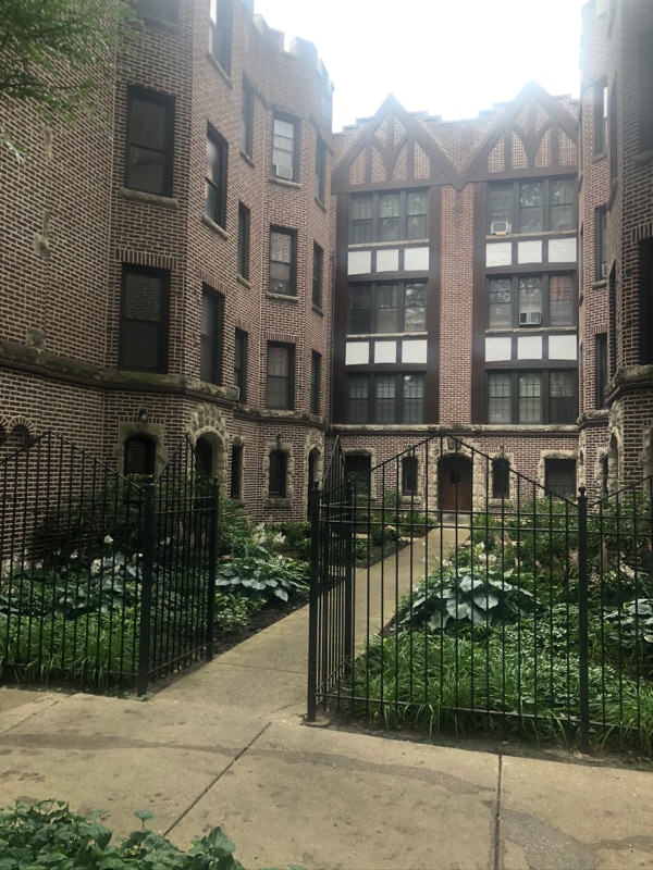 Photo - 1726 W Thome Ave