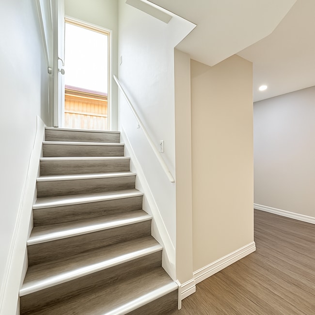 Building Photo - 115 Marigold St