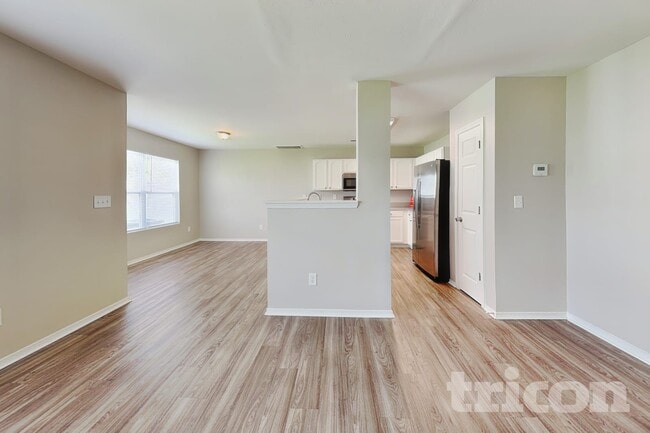 Building Photo - 6304 Ziegler Ln