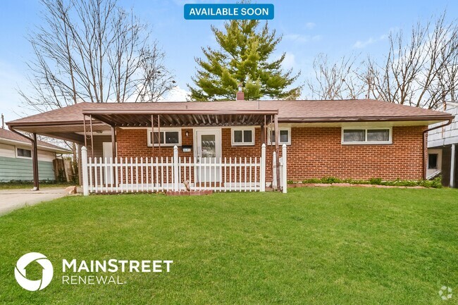 Building Photo - 8691 Bobolink Dr
