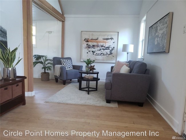 Foto del edificio - 2 br, 2.5 bath House - 4825 S Lucille Street