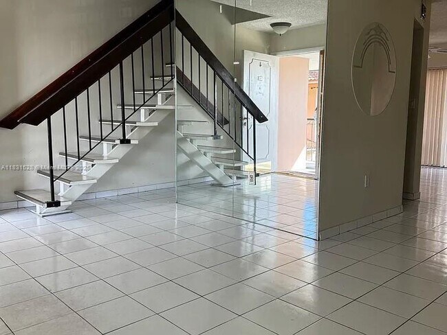 Foto del edificio - 5851 W 20th Ave