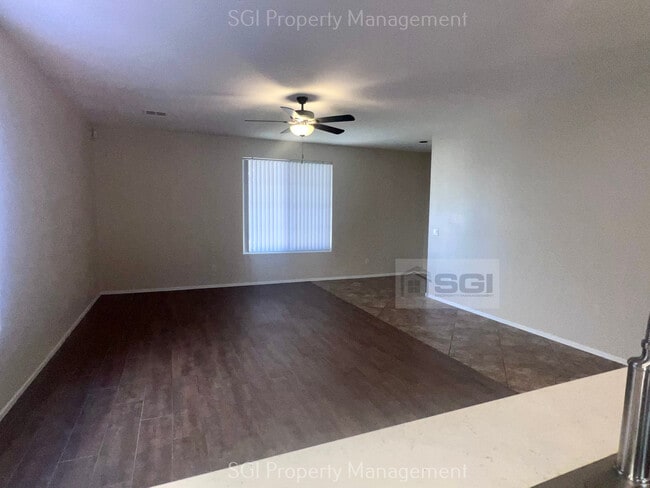 Foto del edificio - 7052 E Keats Ave