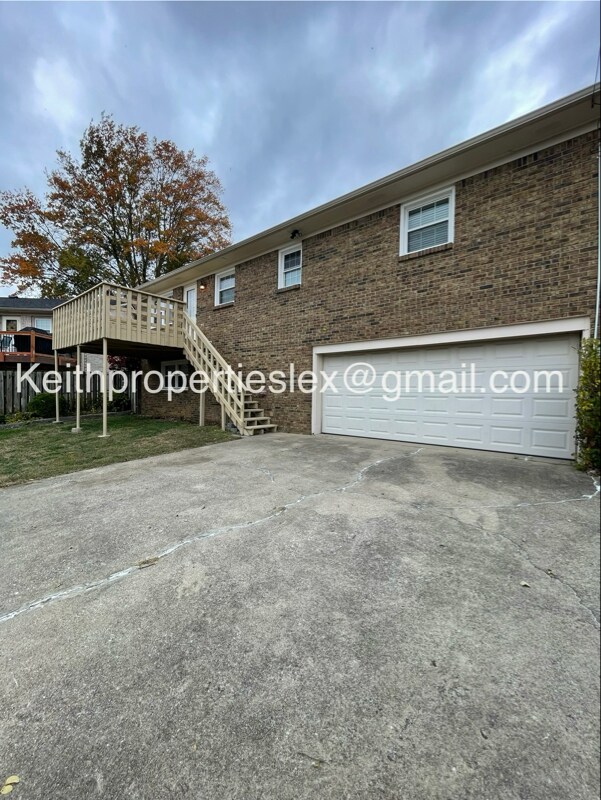 Foto del edificio - 2008 Huckleberry Cir