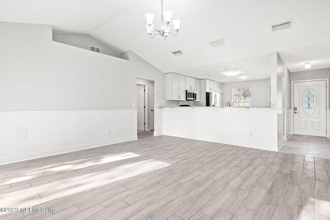 Building Photo - 6952 Huntington Woods Cir E