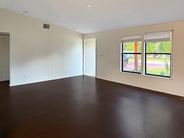 Foto del edificio - 5203 Michael Ave