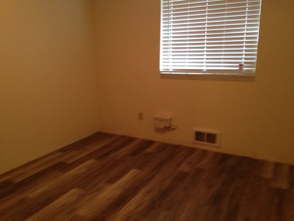 Foto principal - 388 Catron Street North