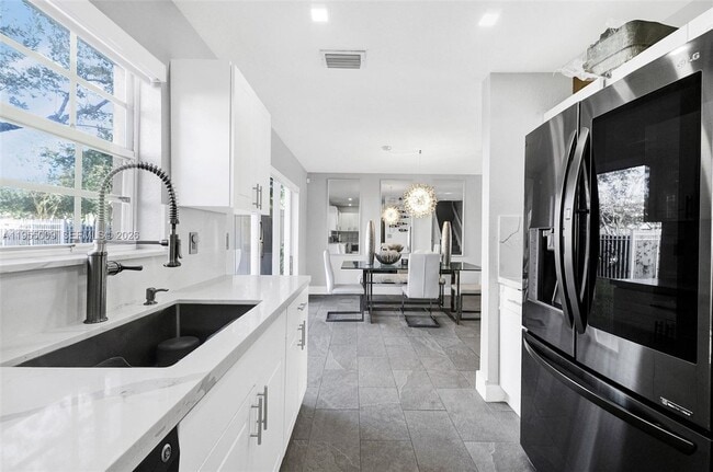 Foto del edificio - 2311 SW 87th Way