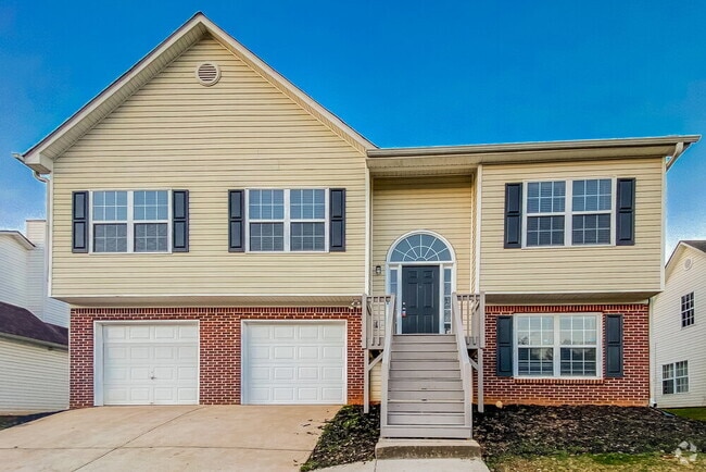 Building Photo - 674 Wynfield Way