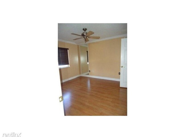 Building Photo - 1251 SE 31st Ct