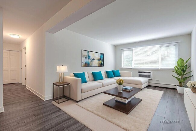 Foto del edificio - 2 Bedroom Apartment in Libertyville