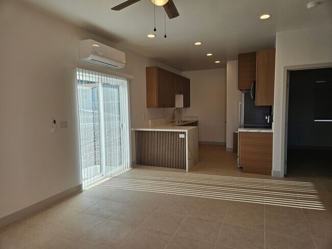 Building Photo - 181 Hacienda Loop