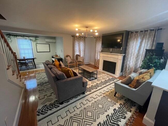 Foto del edificio - 14 Oak St