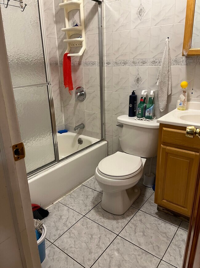 Foto del edificio - 2732 12th St