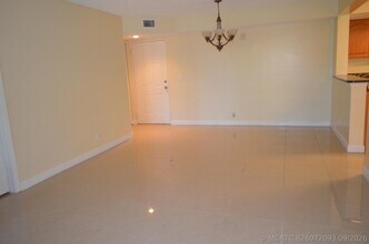 Building Photo - 5821 Riverside Dr
