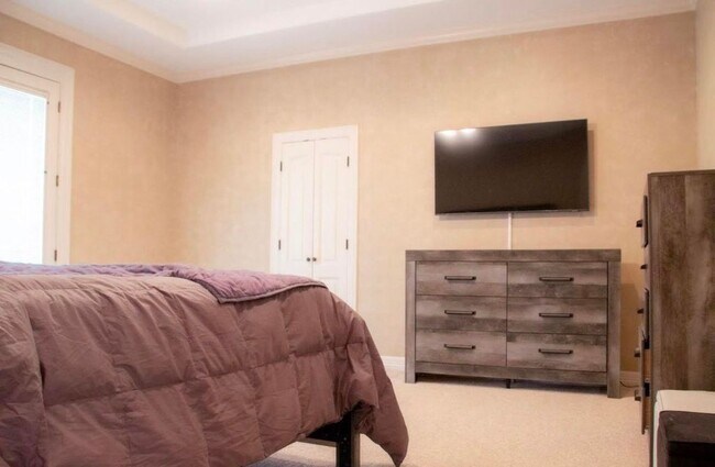 Foto del edificio - 20600 Highland Lake Dr