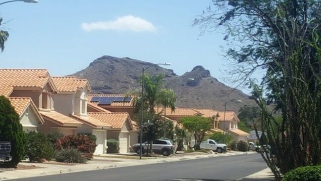 Building Photo - 1354 E Muriel Dr