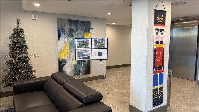 Foto del edificio - 16565 NE 26th Ave