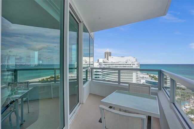 Building Photo - 4401 Collins Ave