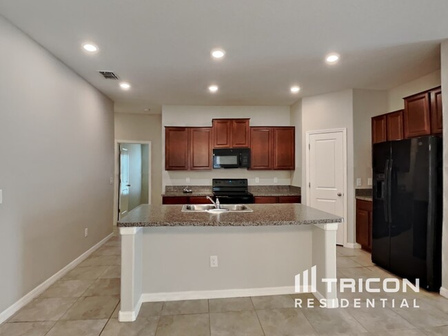 Building Photo - 9646 Sage Creek Drive Ruskin FL