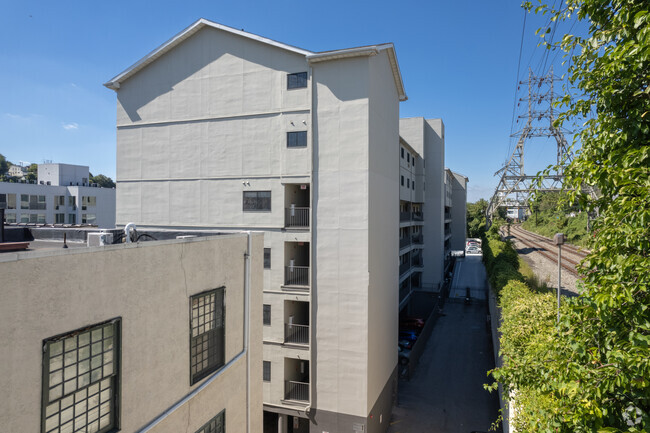 Building Photo - Watermill at Manayunk