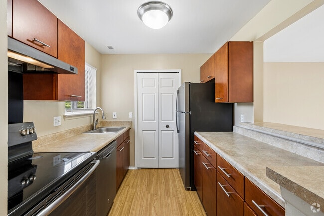 Interior Photo - Arbor Knoll Apartments