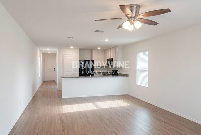 Foto del edificio - 1432 Silver Oak Ln