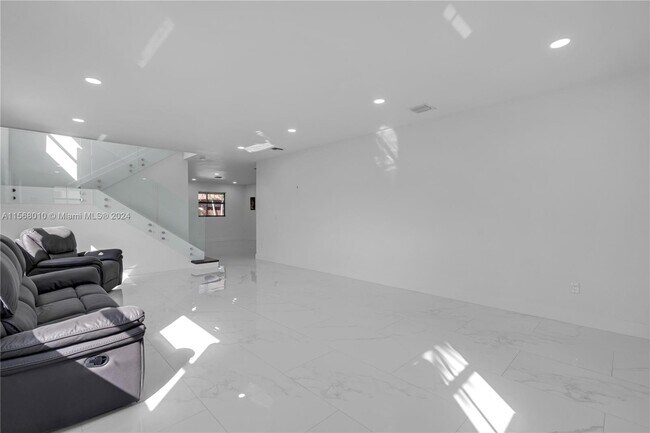Foto del edificio - 11495 SW 241st St