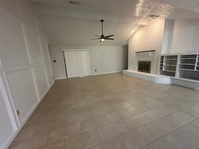 Foto del edificio - 2934 Poplar Creek Ln