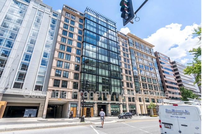 Building Photo - 1133 14th St NW