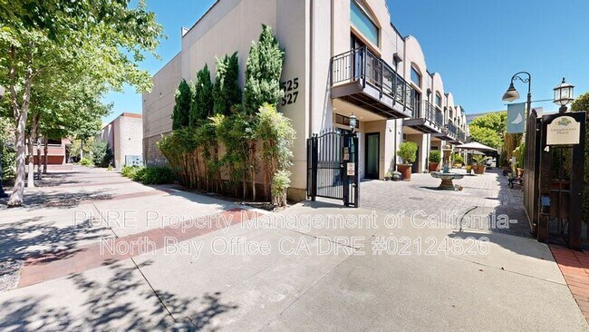 Foto del edificio - 527 Mendocino Ave