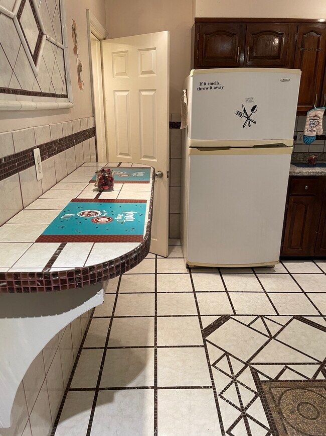 924 Fulton St, Chester, PA 19013 House Rental in Chester, PA