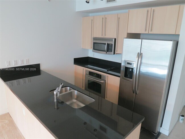 Foto del edificio - 1111 SW 1st Ave