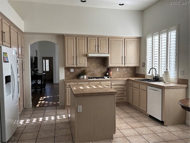 Foto del edificio - 7815 Windward Rd