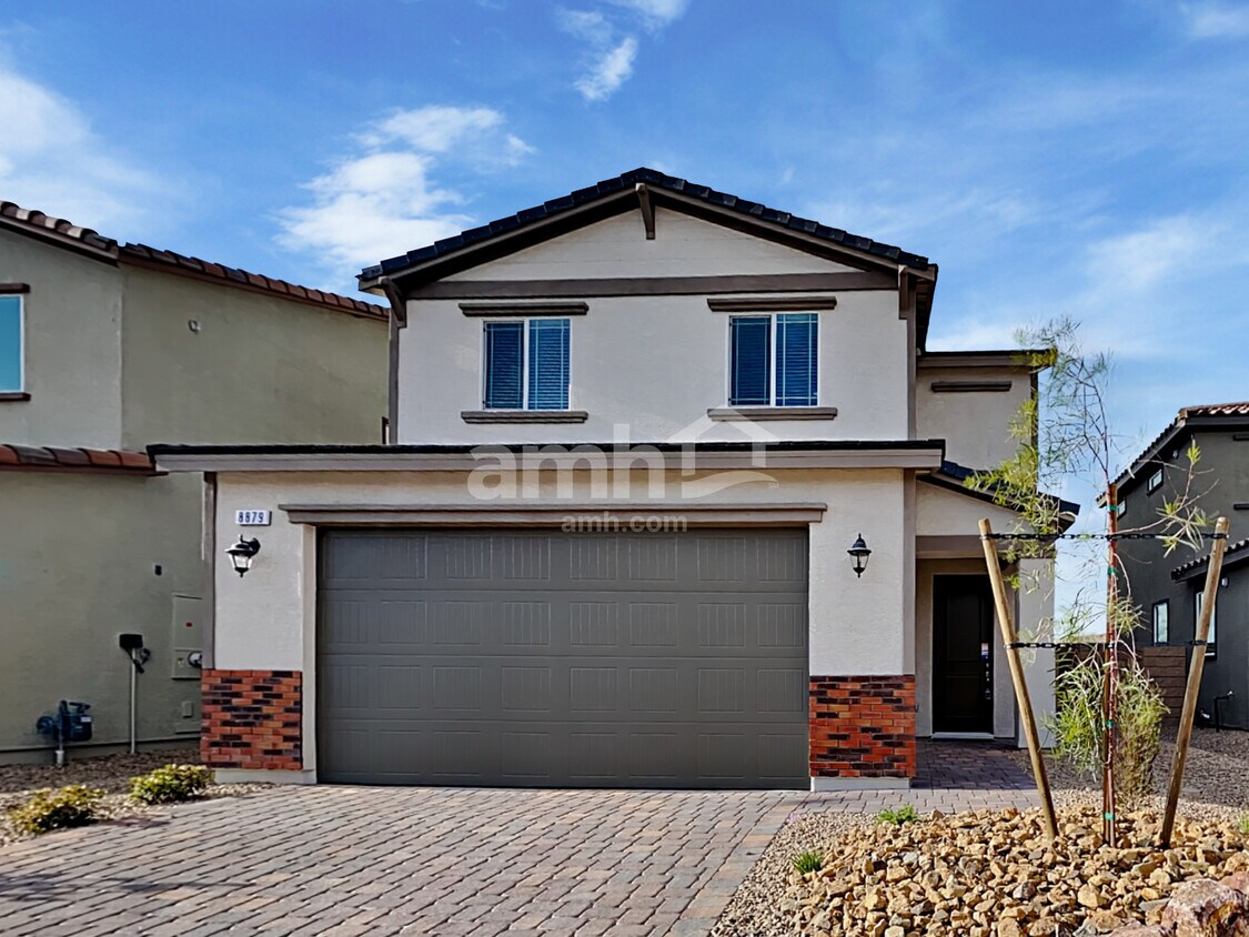 Foto principal - 8879 Tiger Tooth Ave