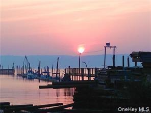 Foto del edificio - 593 Piermont Ave