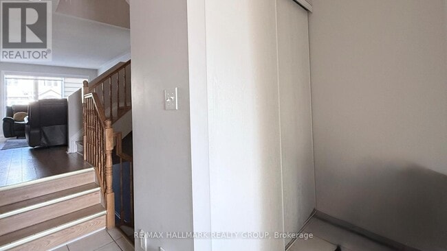 Building Photo - 261 Monaco Pl