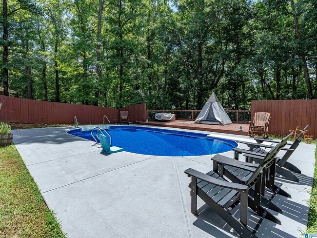 Building Photo - 2614 Royal Cir